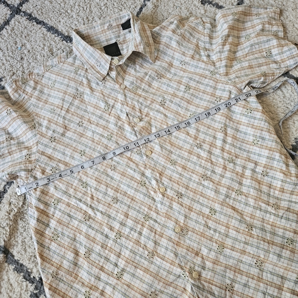 SQWEAR brand short sleeve plaid button-down size large - Picture 4 of 5